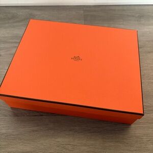 Hermes Box